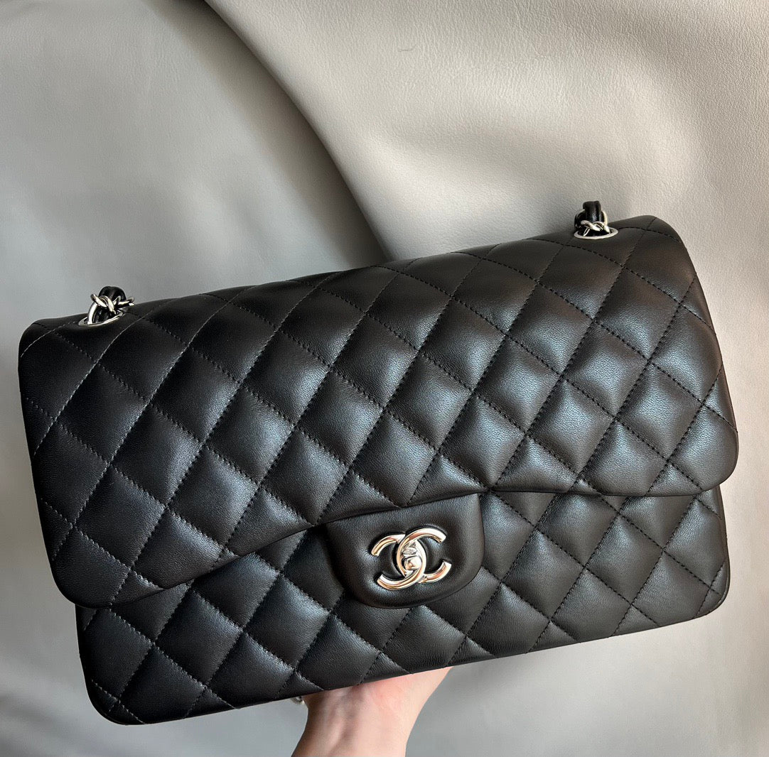 CHANEL- Classic Flag 30bag golden/sliver