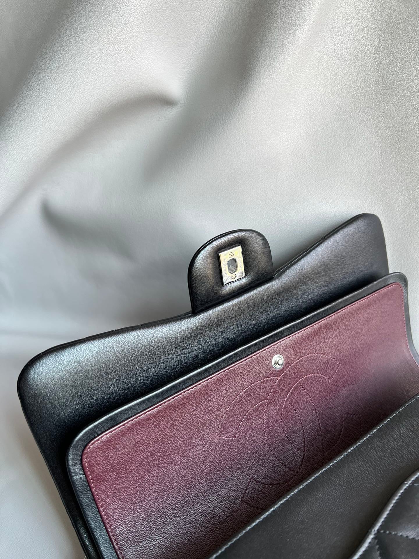 CHANEL- Classic Flag 30bag golden/sliver