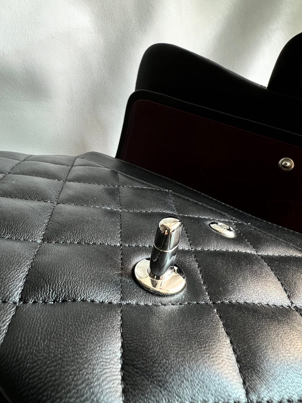 CHANEL- Classic Flag 30bag golden/sliver