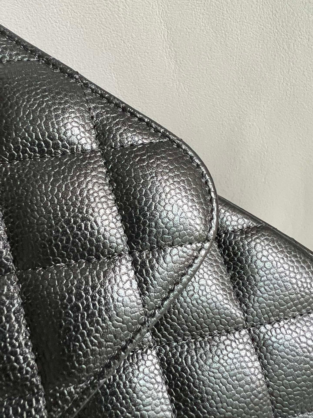 CHANEL- Classic Jumbo Flag bag golden/sliver