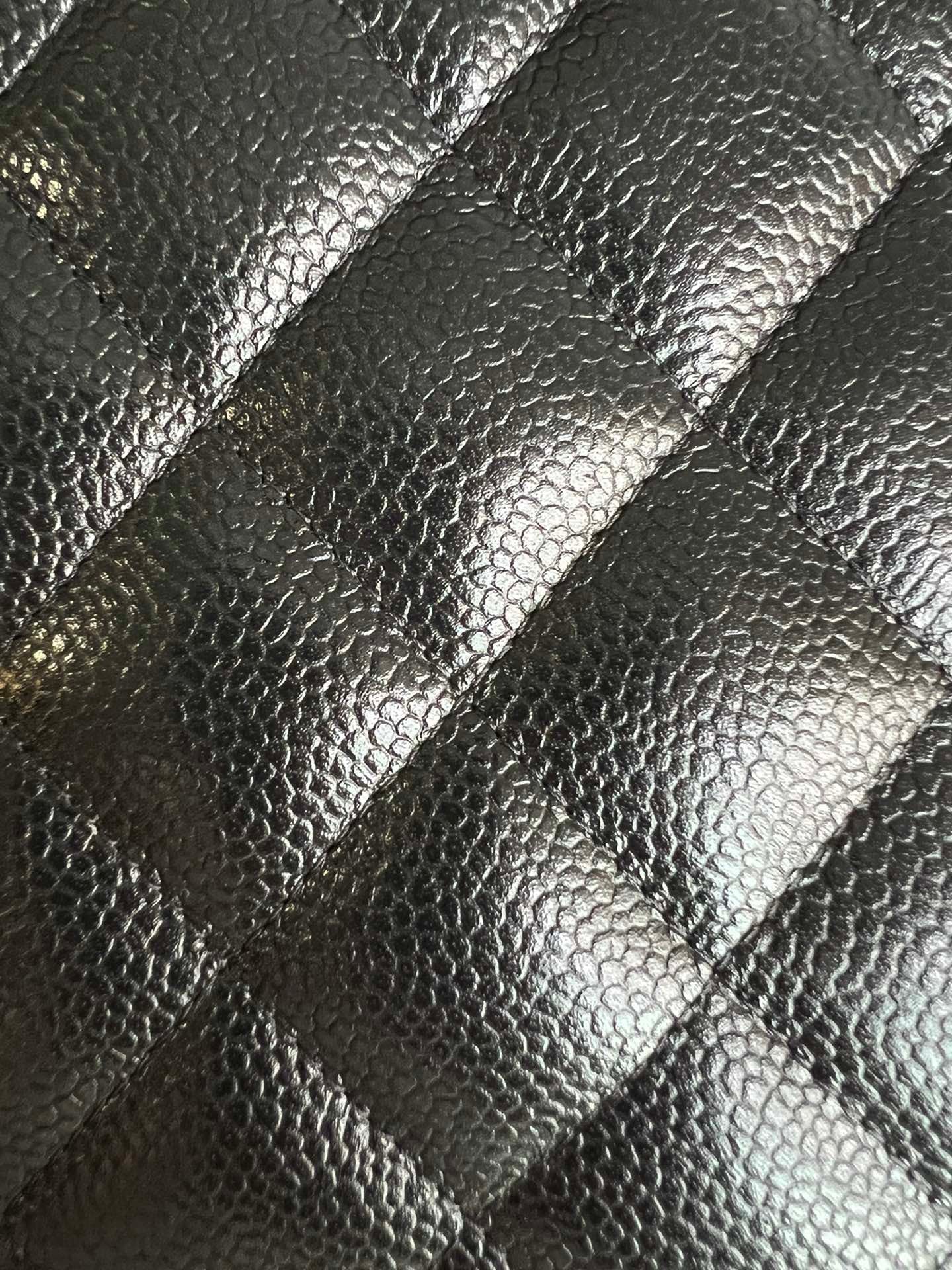 CHANEL- Classic Jumbo Flag bag golden/sliver