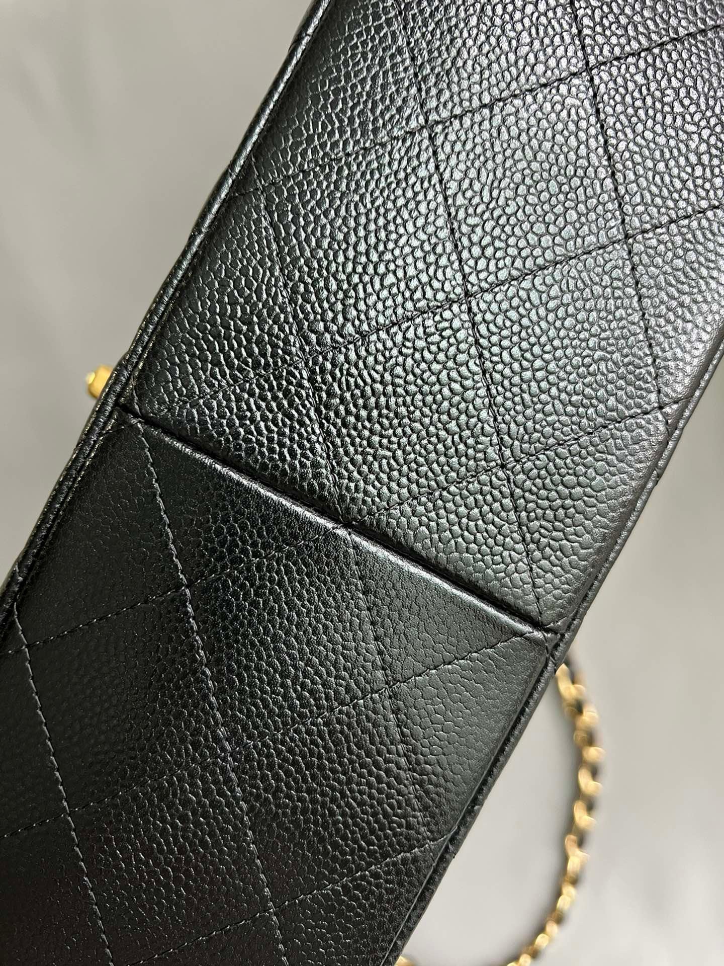 CHANEL- Classic Jumbo Flag bag golden/sliver