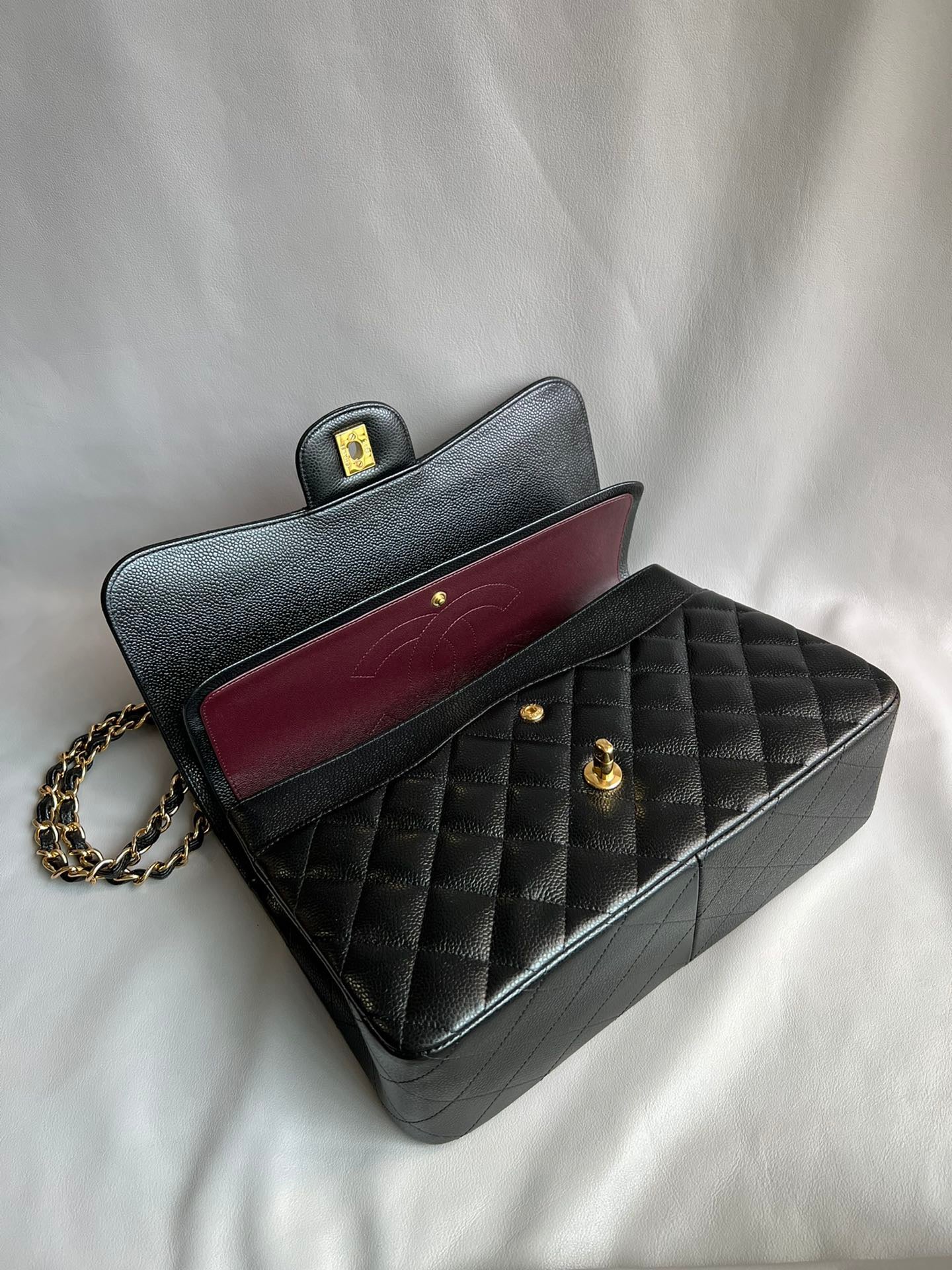 CHANEL- Classic Jumbo Flag bag golden/sliver