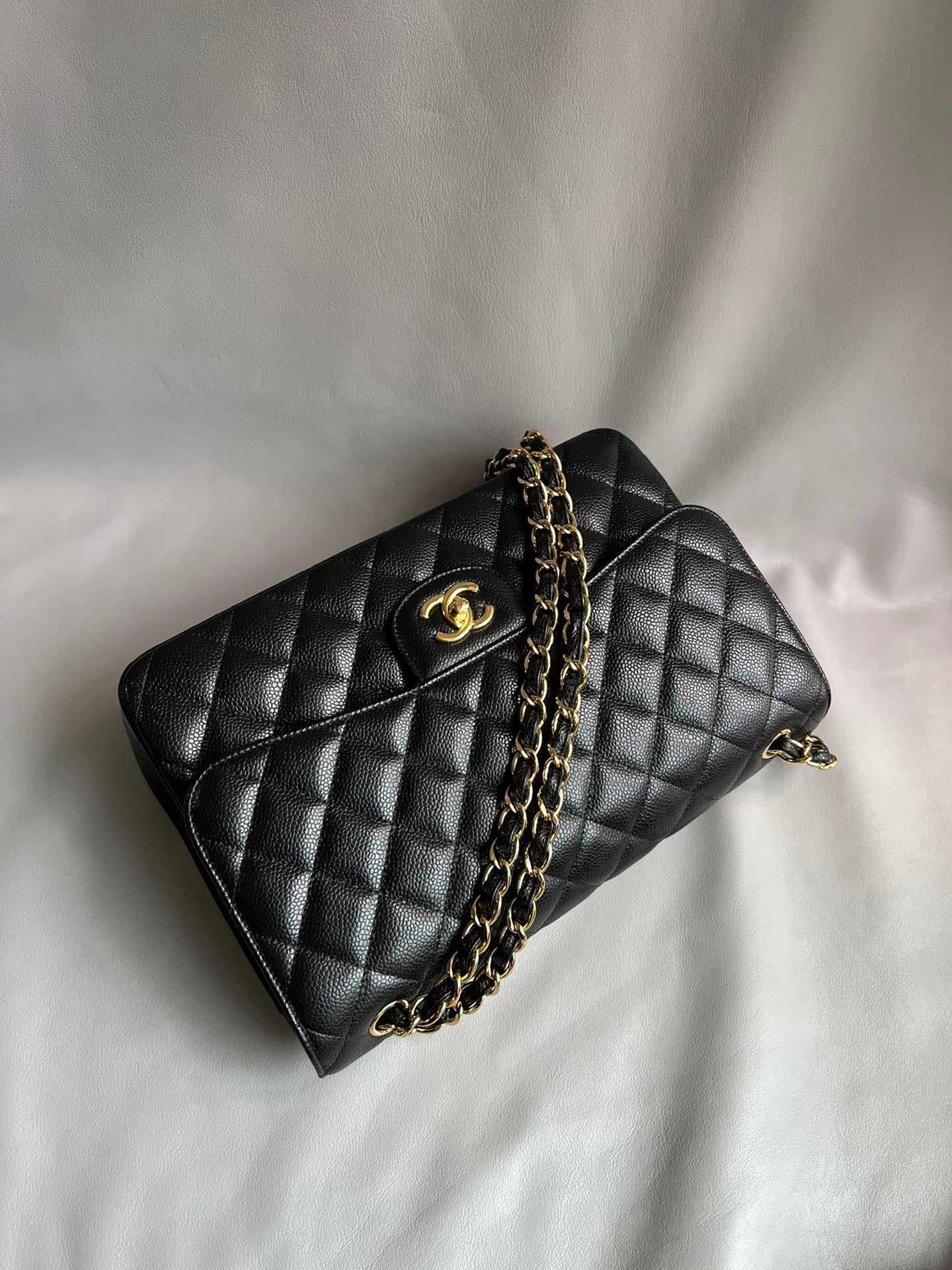 CHANEL- Classic Jumbo Flag bag golden/sliver