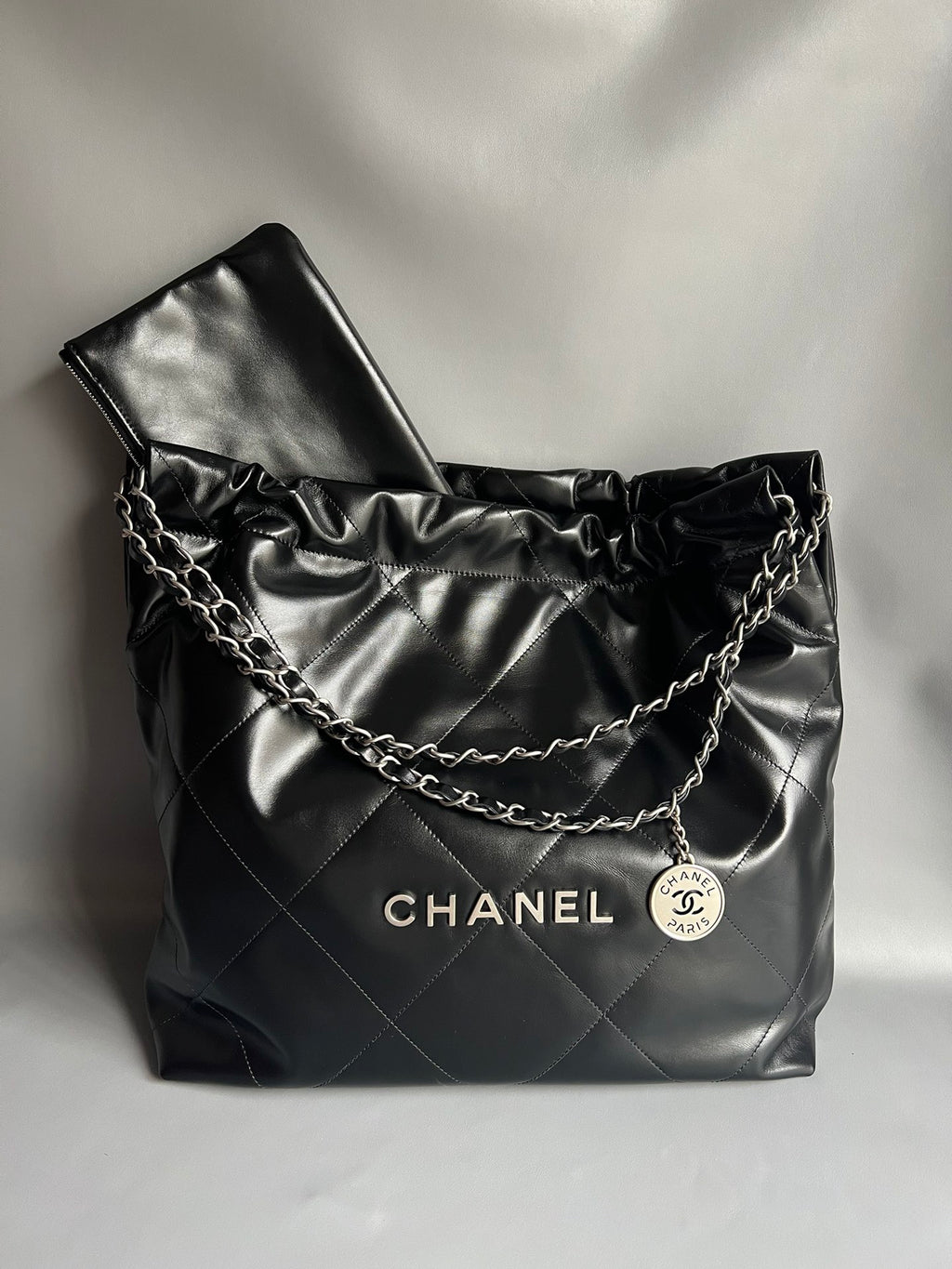 CHANEL-22bag mini golden/sliver