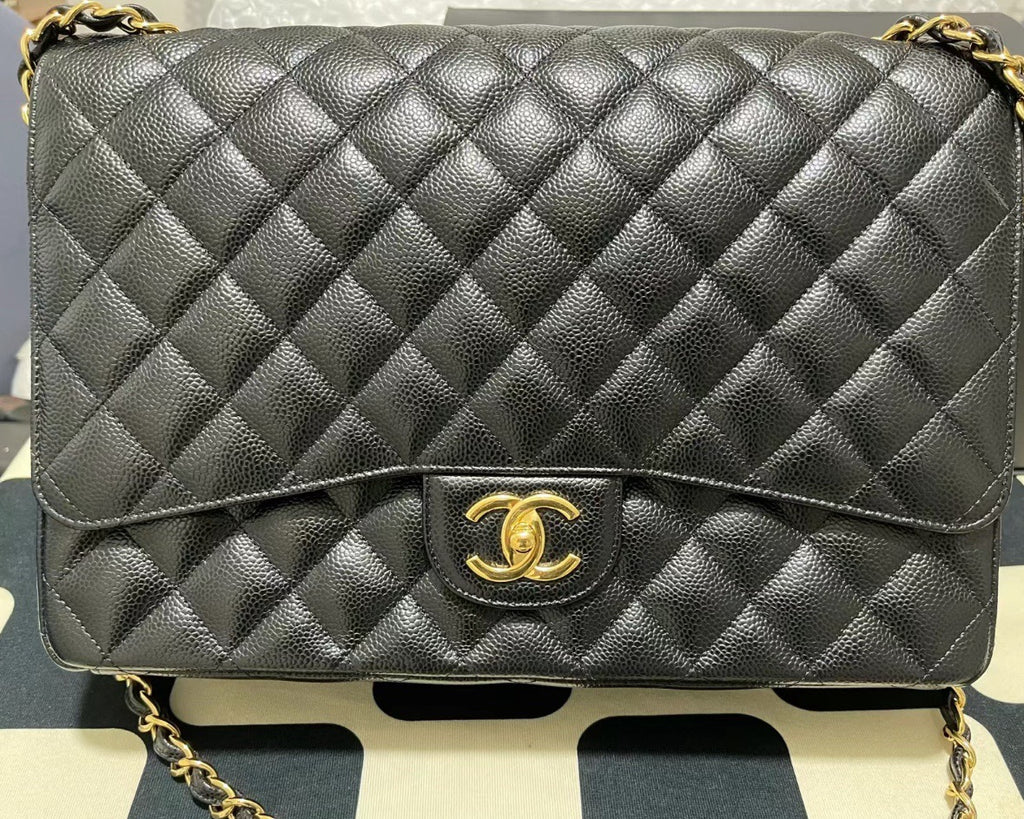 CHANEL-Maxi bag golden/sliver