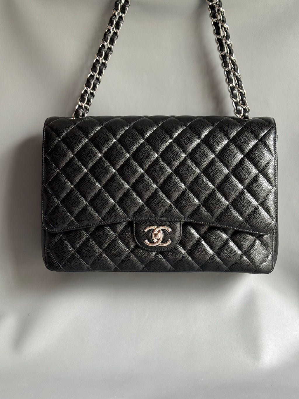CHANEL-Maxi bag golden/sliver