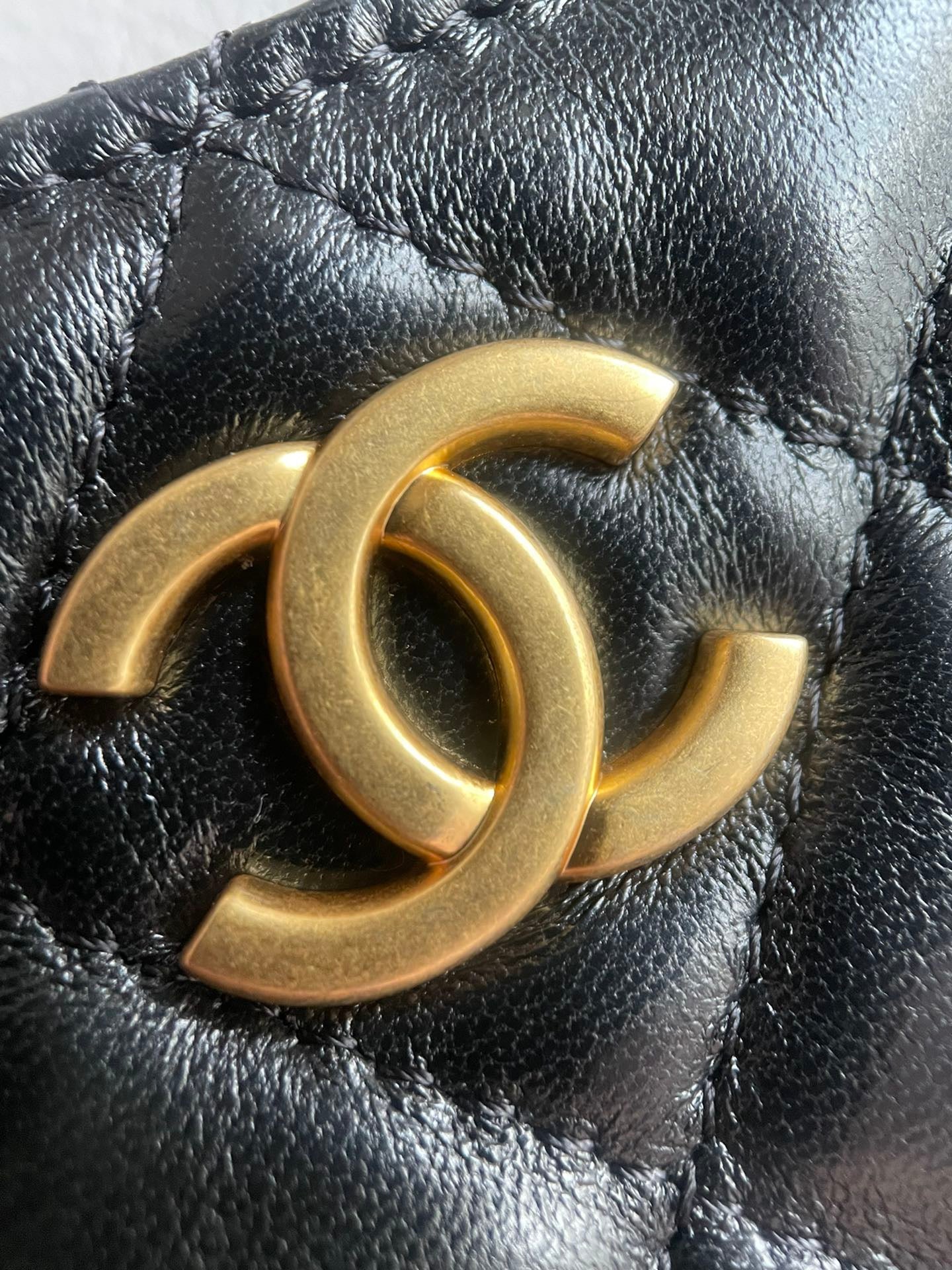 CHANEL-24S HoBo bag Handle bag golden/sliver