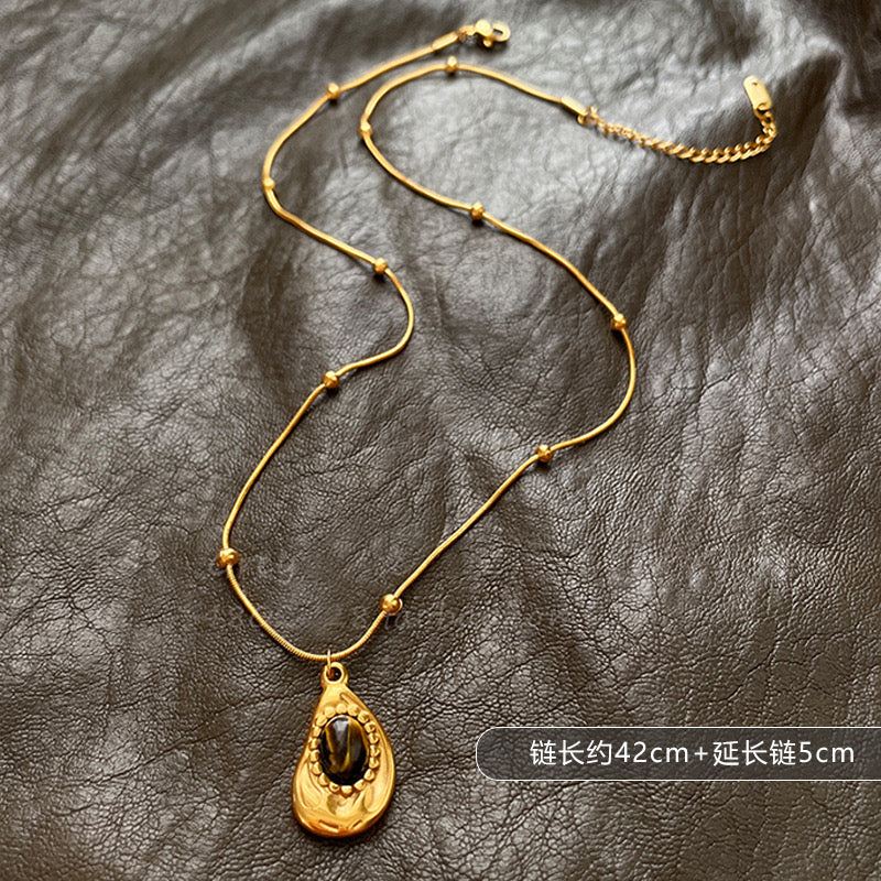 FENG SHUI - 8 Niche light luxury temperament sweater chain does not fade all collarbone chain choker