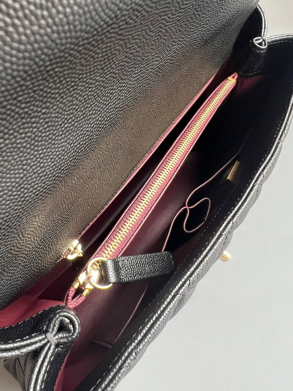 CHANEL-coco Handle Lambskin bag golden/sliver