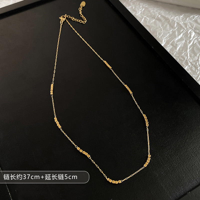 FENG SHUI - 8 Niche light luxury temperament sweater chain does not fade all collarbone chain choker