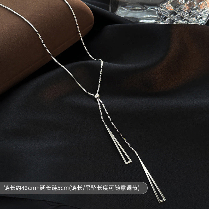 FENG SHUI - 8 Niche light luxury temperament sweater chain does not fade all collarbone chain choker