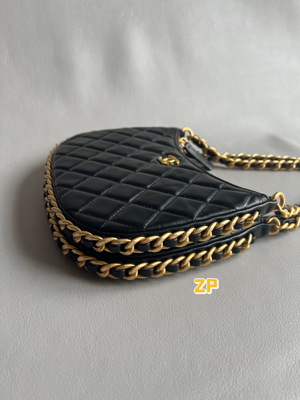 CHANEL-24S HoBo bag Handle bag golden/sliver