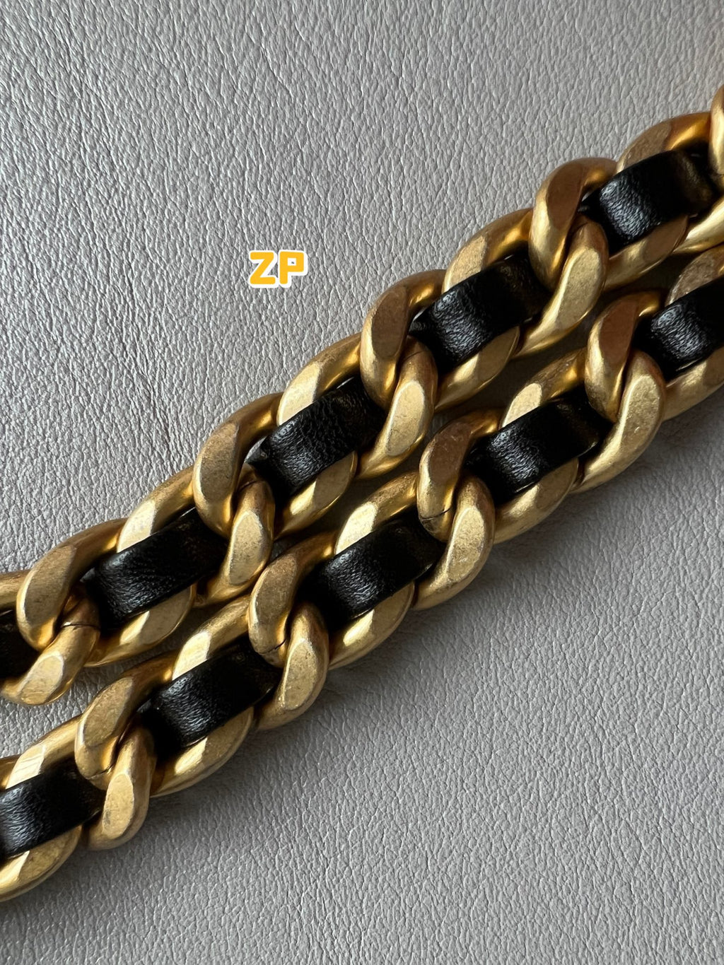 CHANEL-24S HoBo bag Handle bag golden/sliver