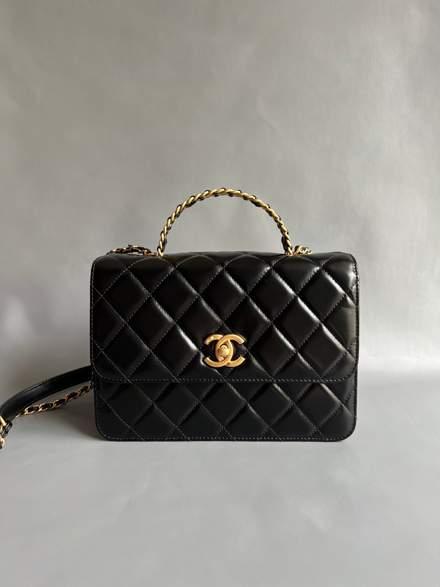 CHANEL- Handle Messenger bag Handle bag golden/sliver