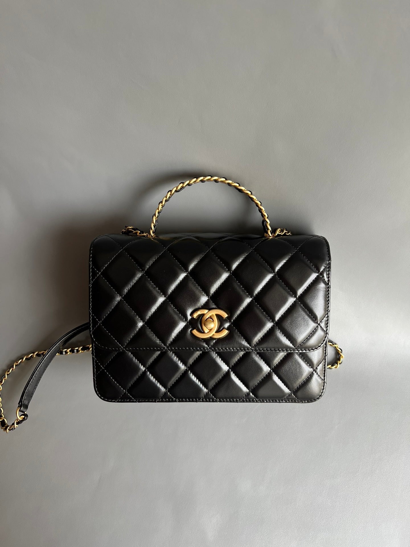 CHANEL- Handle Messenger bag Handle bag golden/sliver