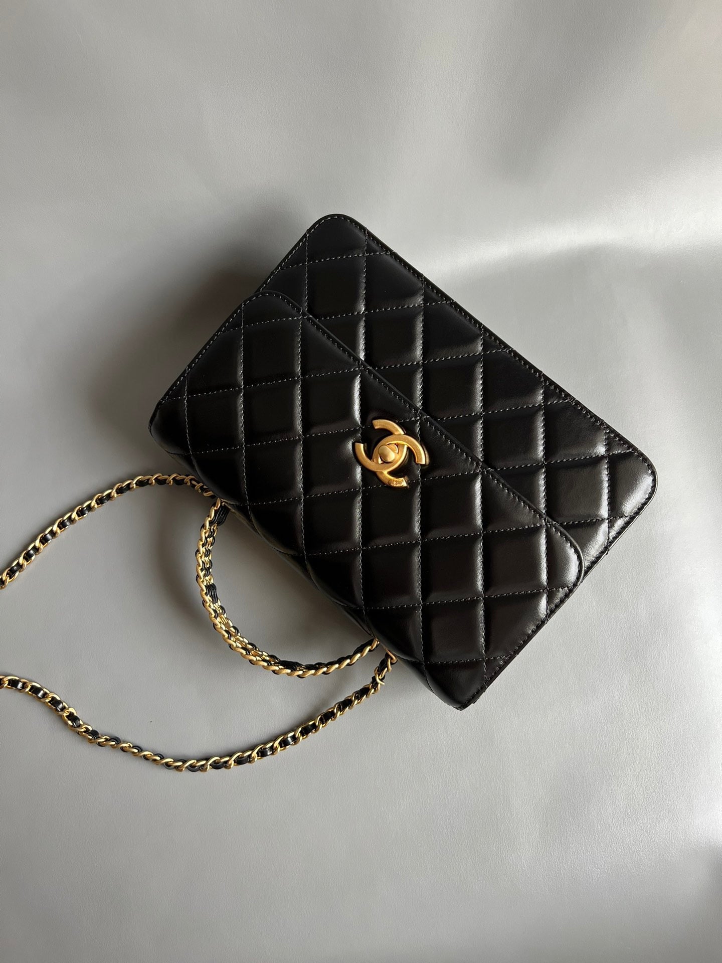 CHANEL- Handle Messenger bag Handle bag golden/sliver