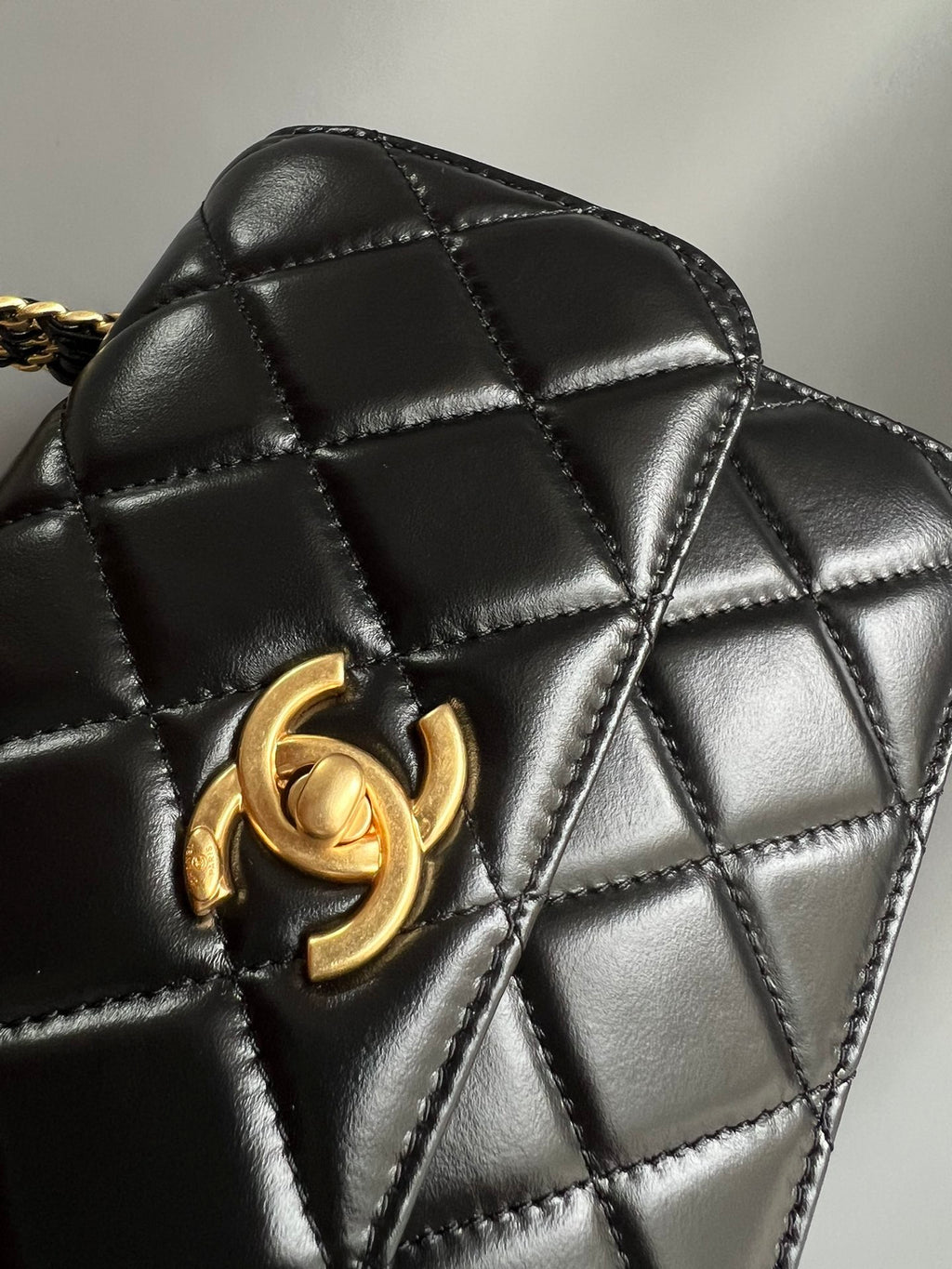 CHANEL- Handle Messenger bag Handle bag golden/sliver