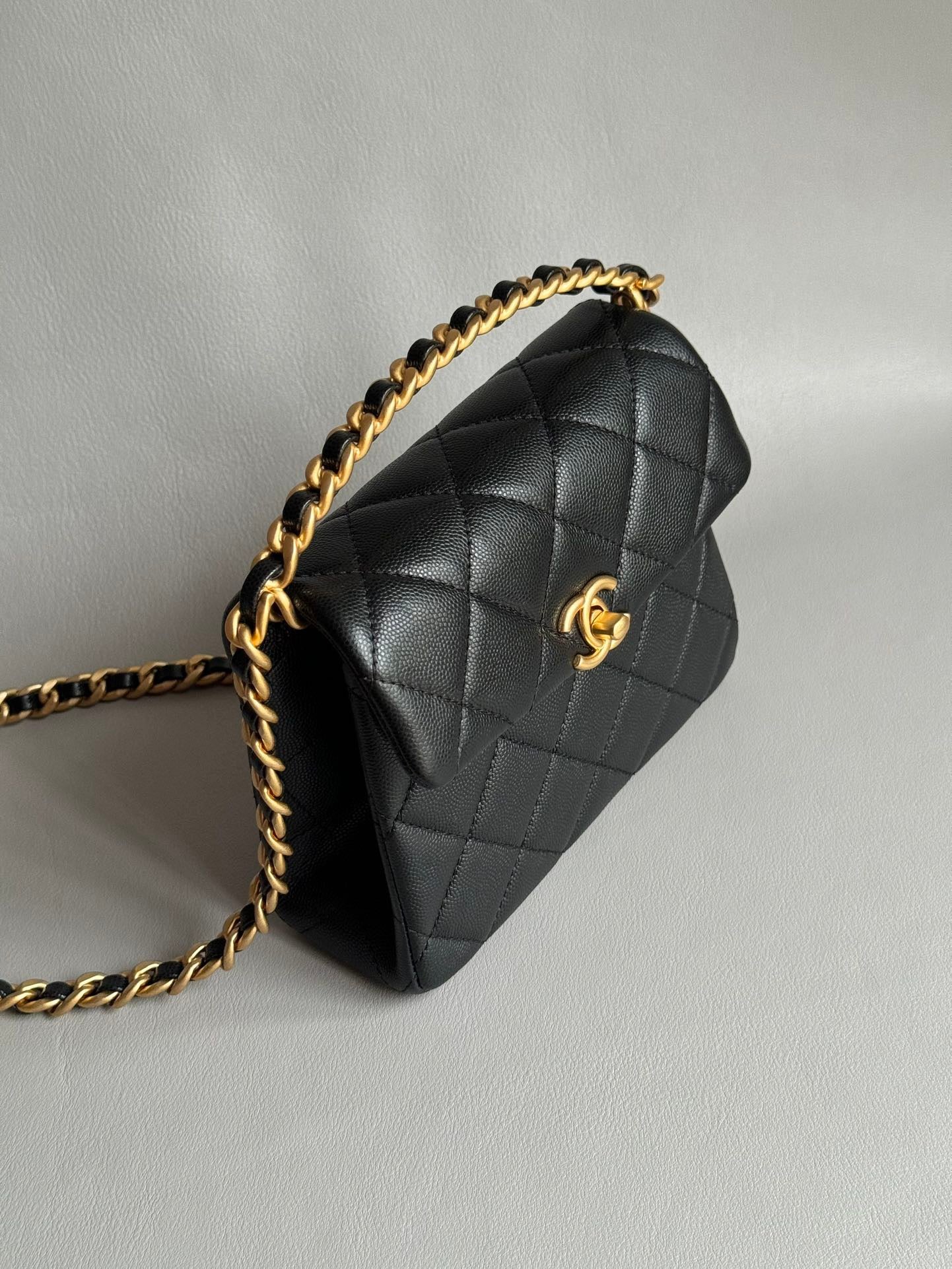 CHANEL-24S rue Cambon Handle bag golden/sliver
