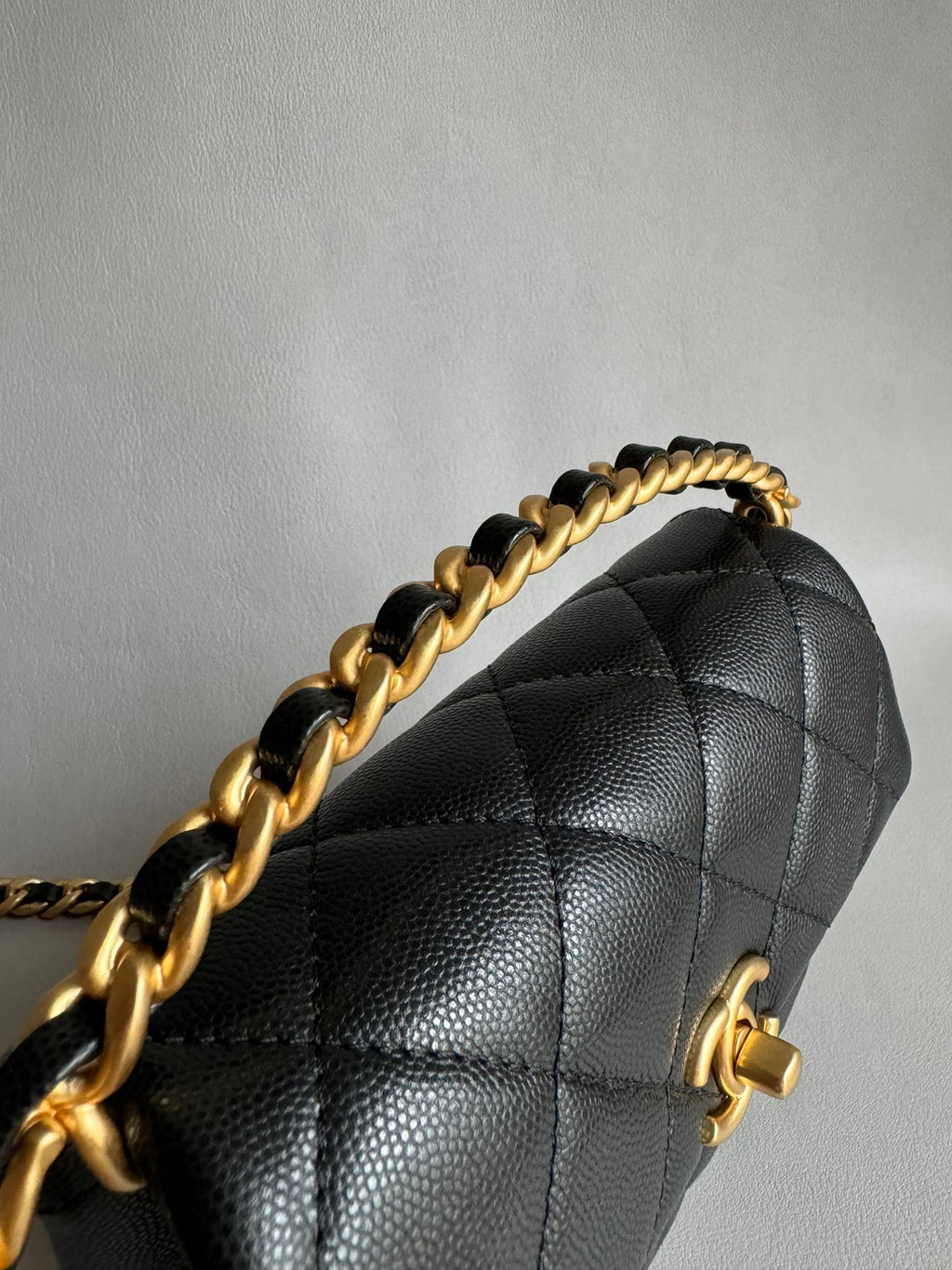 CHANEL-24S rue Cambon Handle bag golden/sliver
