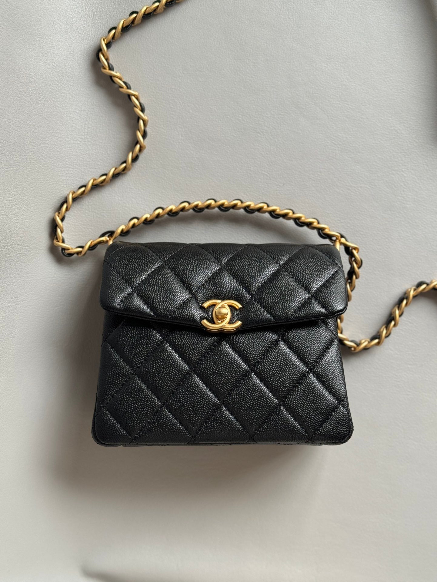 CHANEL-24S rue Cambon Handle bag golden/sliver
