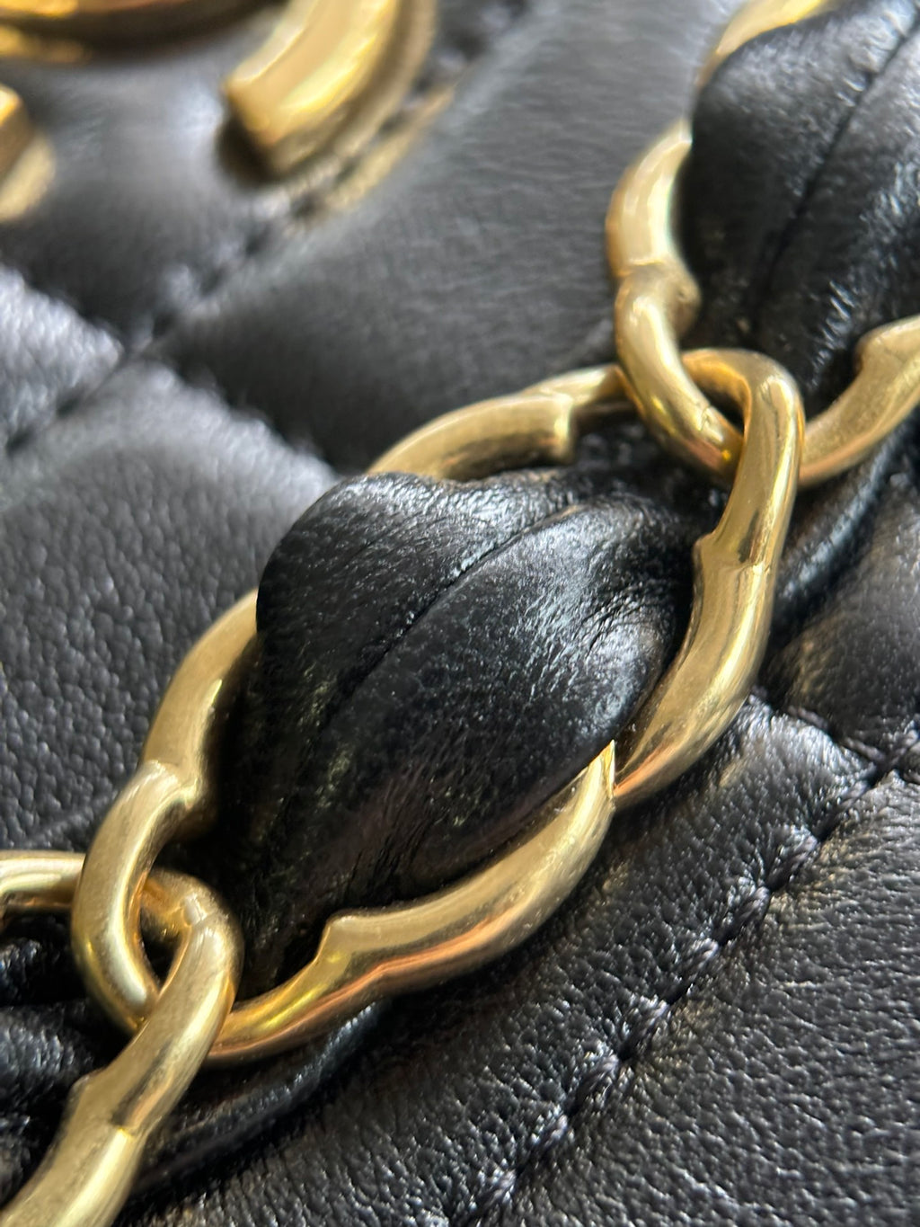 CHANEL-24K Hobo bag golden/sliver