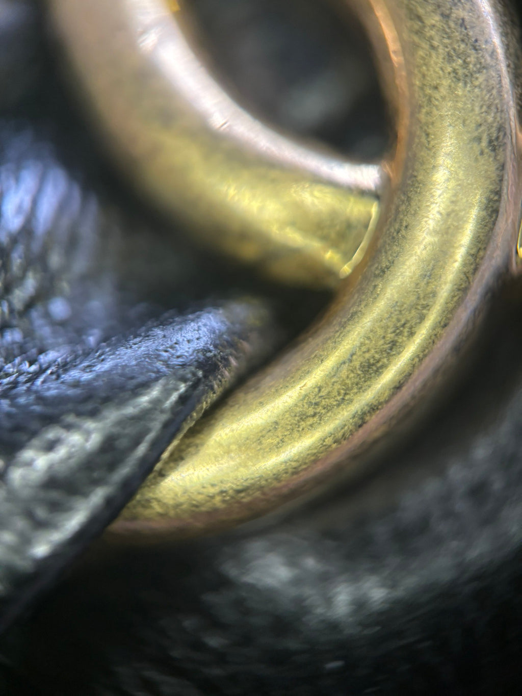 CHANEL-24K Hobo bag golden/sliver