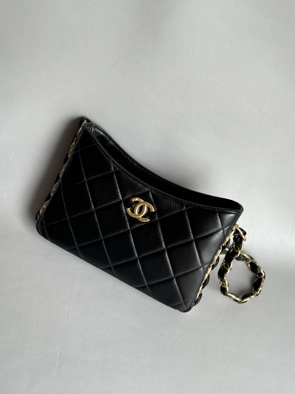 CHANEL-24K Hobo bag golden/sliver