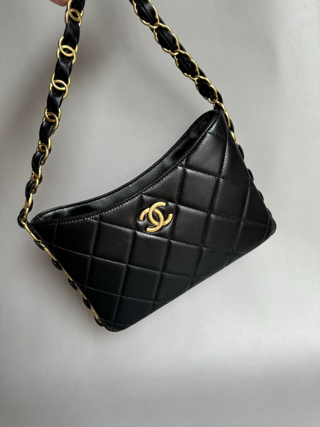 CHANEL-24K Hobo bag golden/sliver