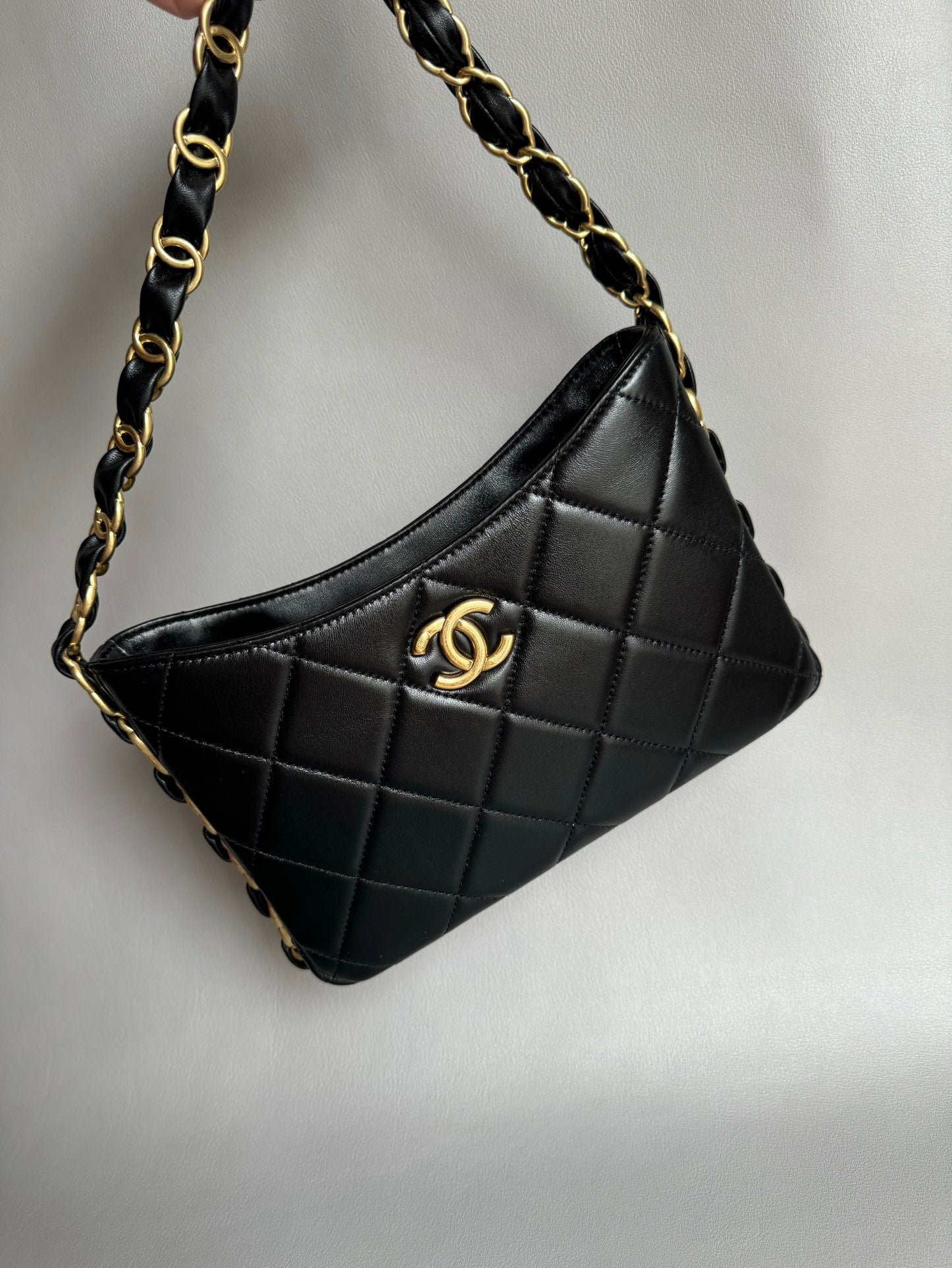 CHANEL-24K Hobo bag golden/sliver