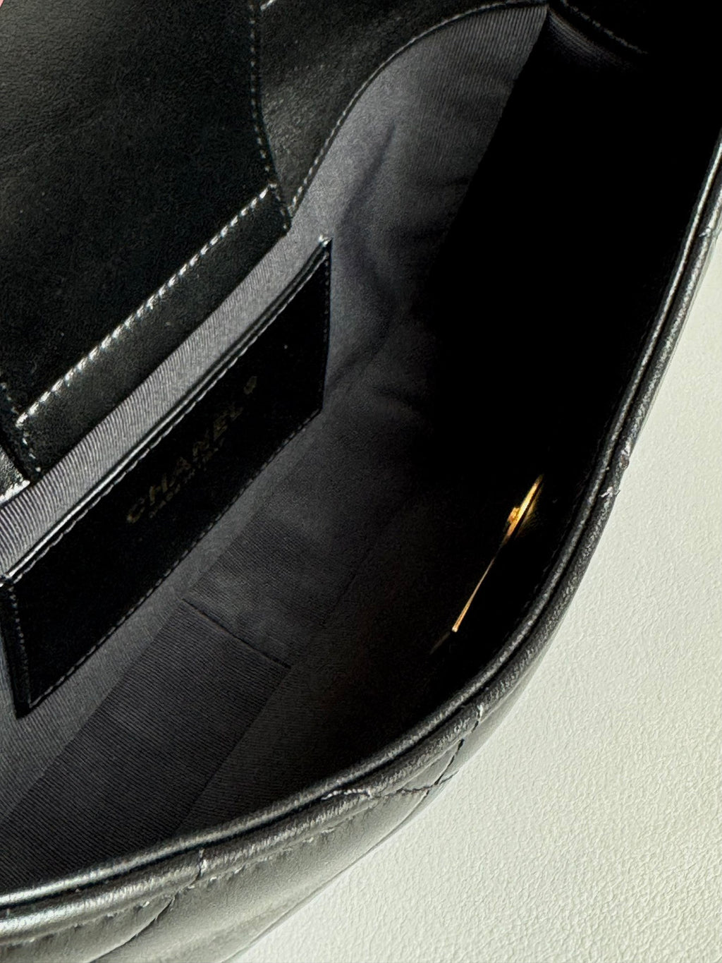 CHANEL-24K Hobo bag golden/sliver