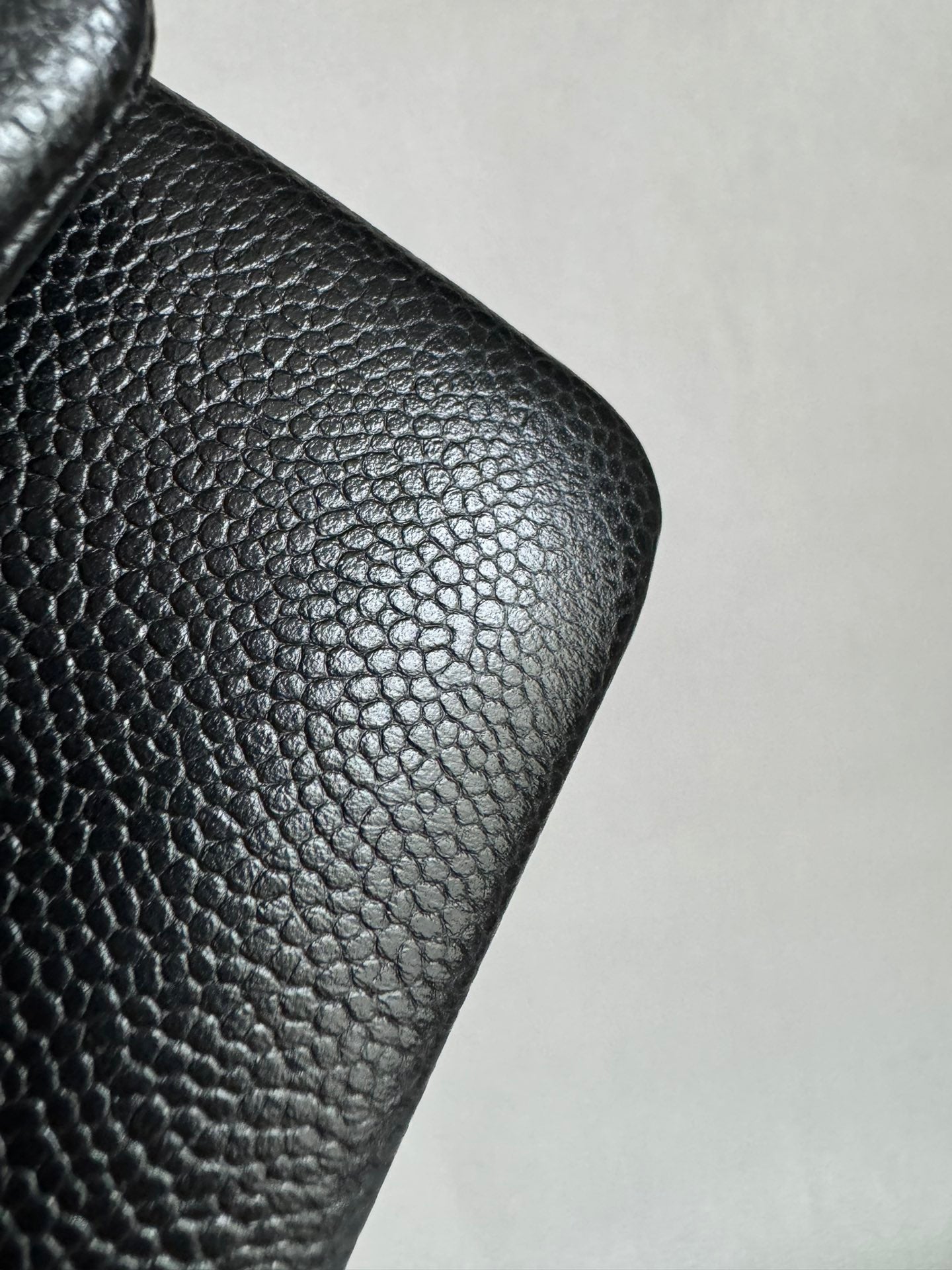 CHANEL-22K CF bag golden/sliver