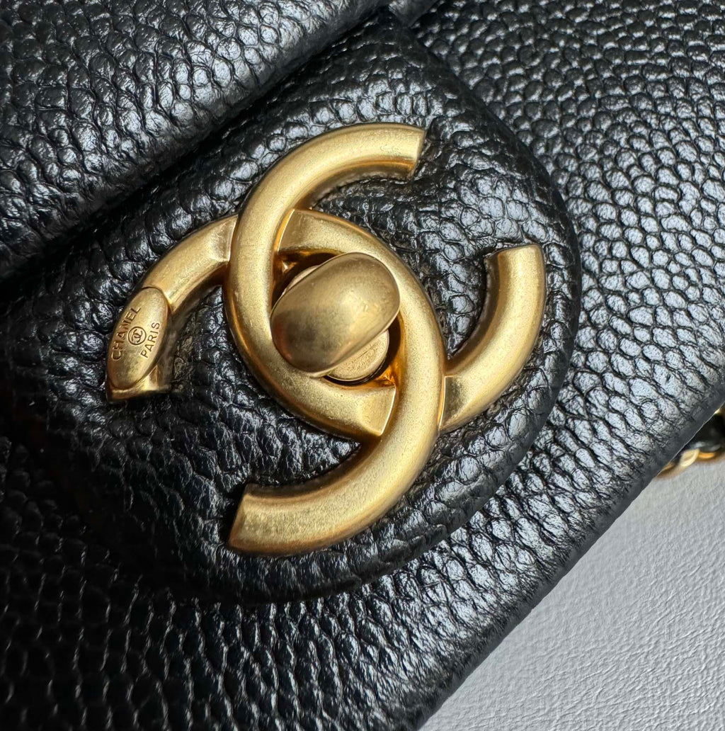 CHANEL-22K CF bag golden/sliver