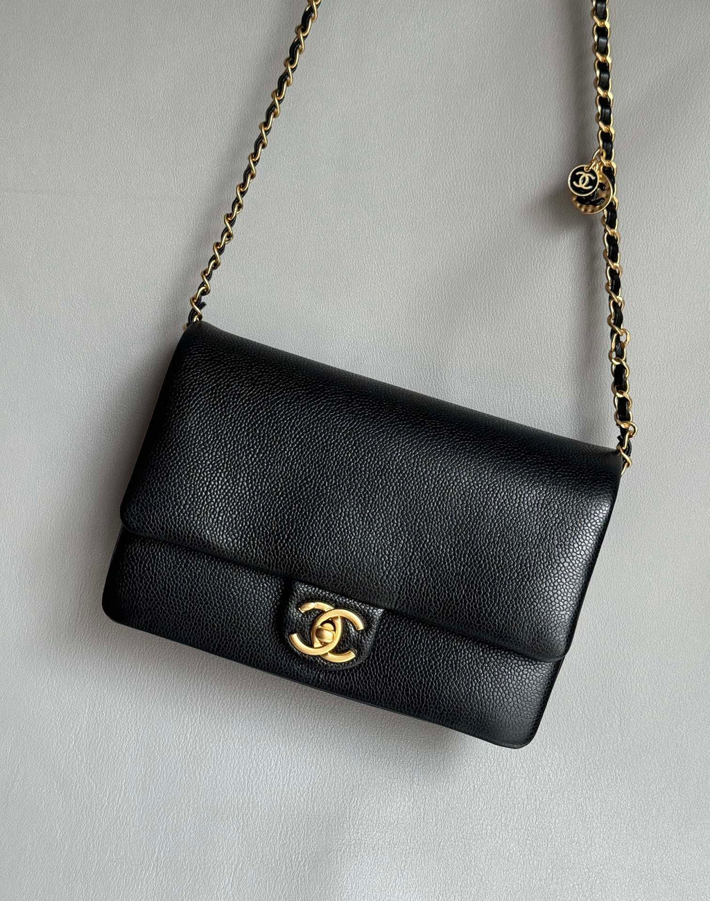 CHANEL-22K CF bag golden/sliver
