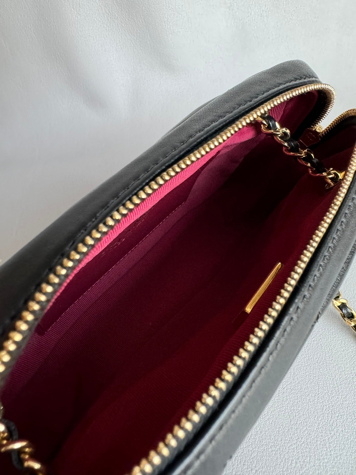 CHANEL-22K Gold bag golden/sliver