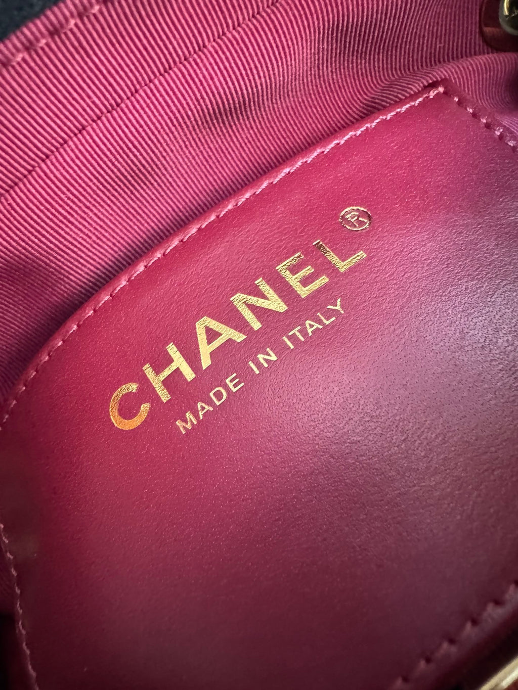 CHANEL-22K Gold bag golden/sliver