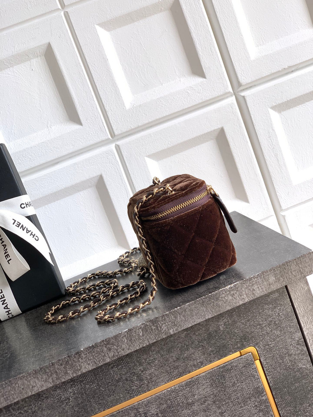 CHANEL-22C bag  golden/sliver