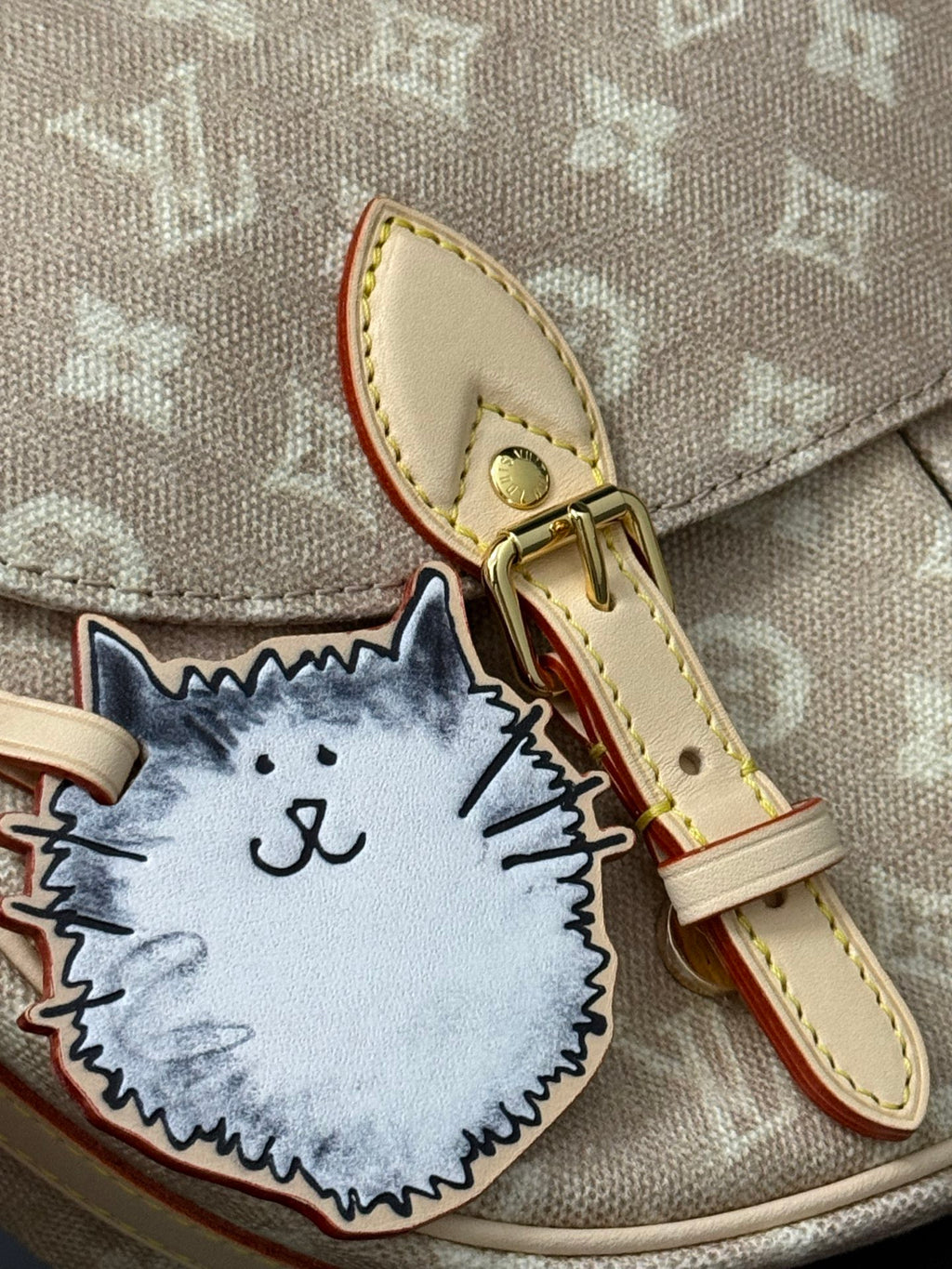 LOUIS VUITTON- GraceCoddington M15135