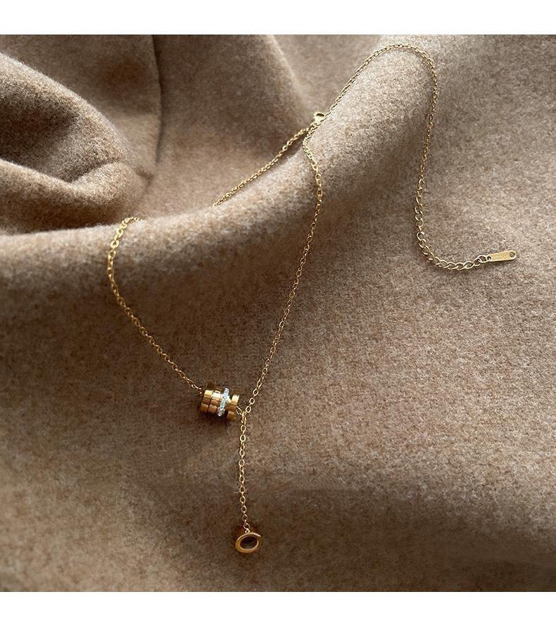 FENG SHUI - 8 Niche light luxury temperament sweater chain does not fade all collarbone chain choker