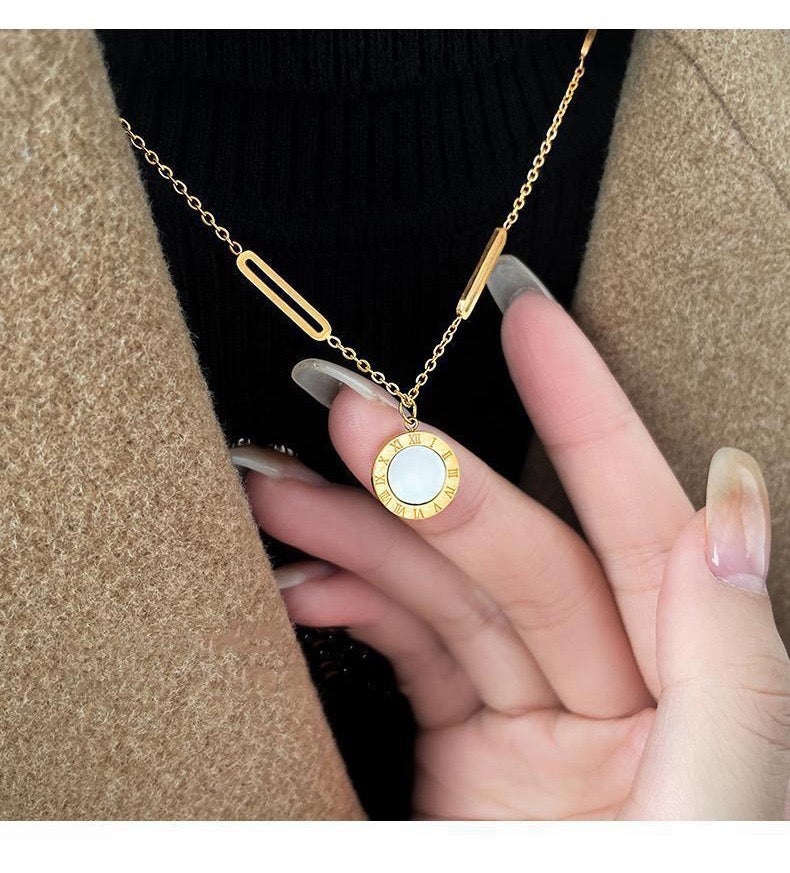 FENG SHUI - 8 Niche light luxury temperament sweater chain does not fade all collarbone chain choker