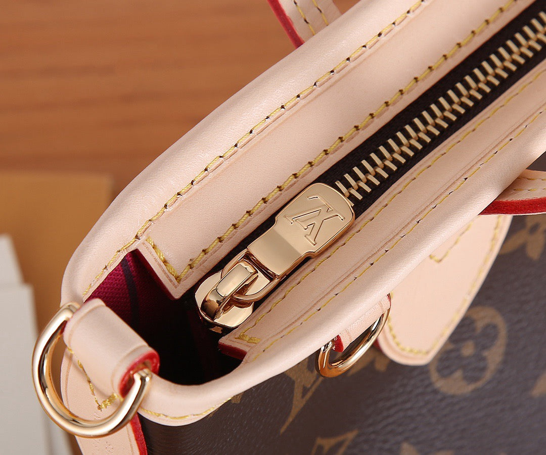 LOUIS VUITTON- M46786 Neverfull BB