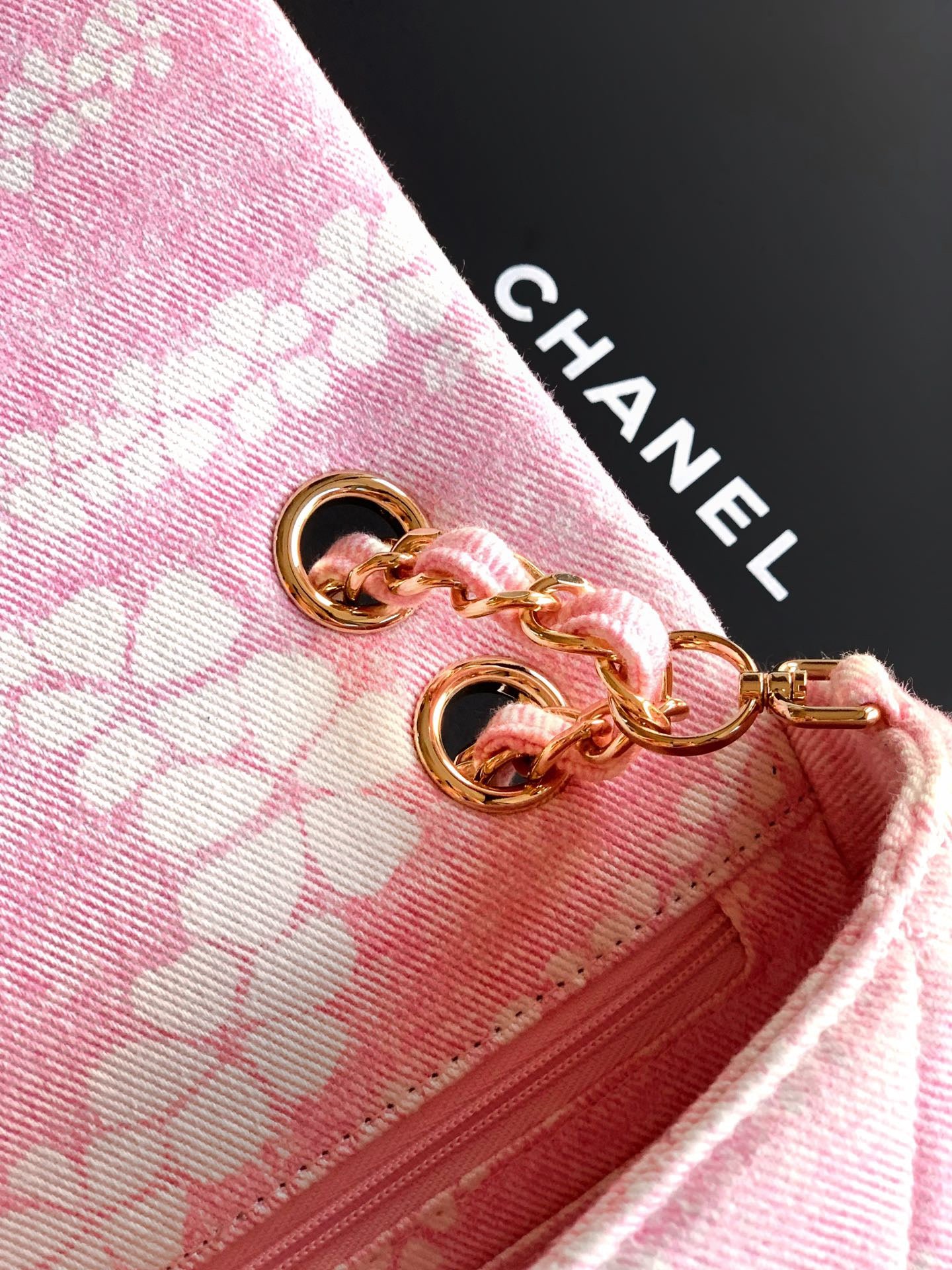 CHANEL-23M coco bag  golden/sliver