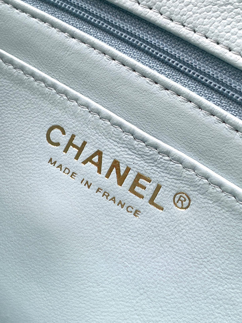 CHANEL-25B CF bag  golden/sliver