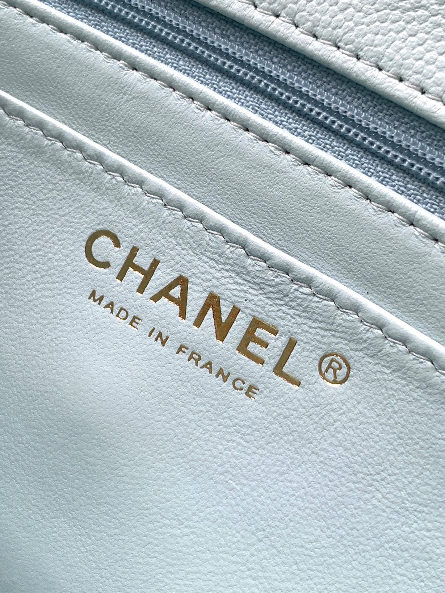 CHANEL-25B CF bag  golden/sliver