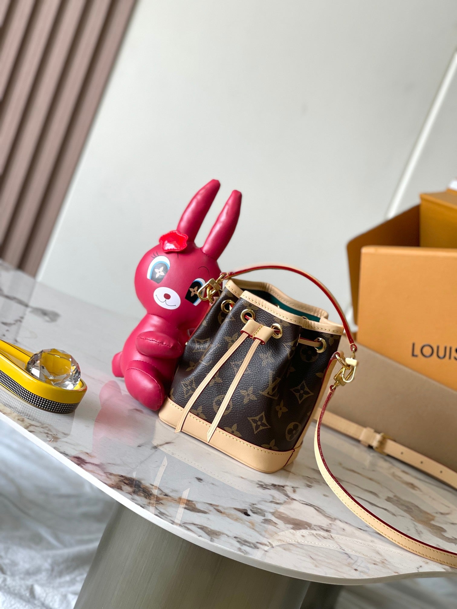 LOUIS VUITTON- speedy nano M11305