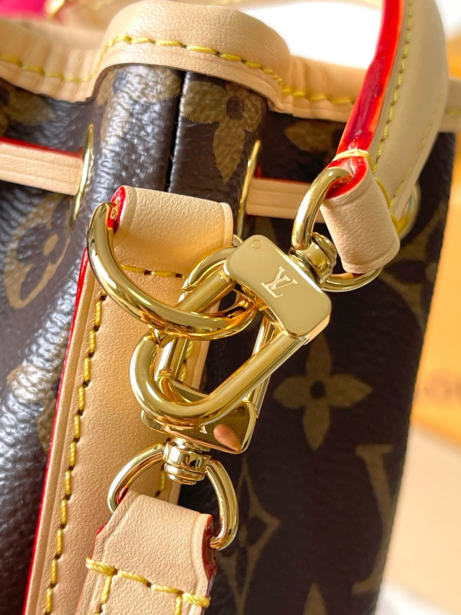 LOUIS VUITTON- speedy nano M11305