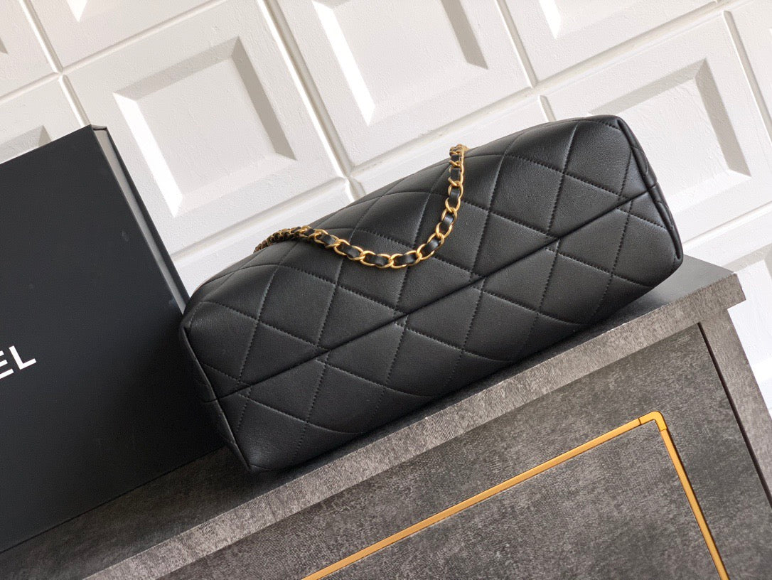 CHANEL- 25A Hobo  bag  golden/sliver