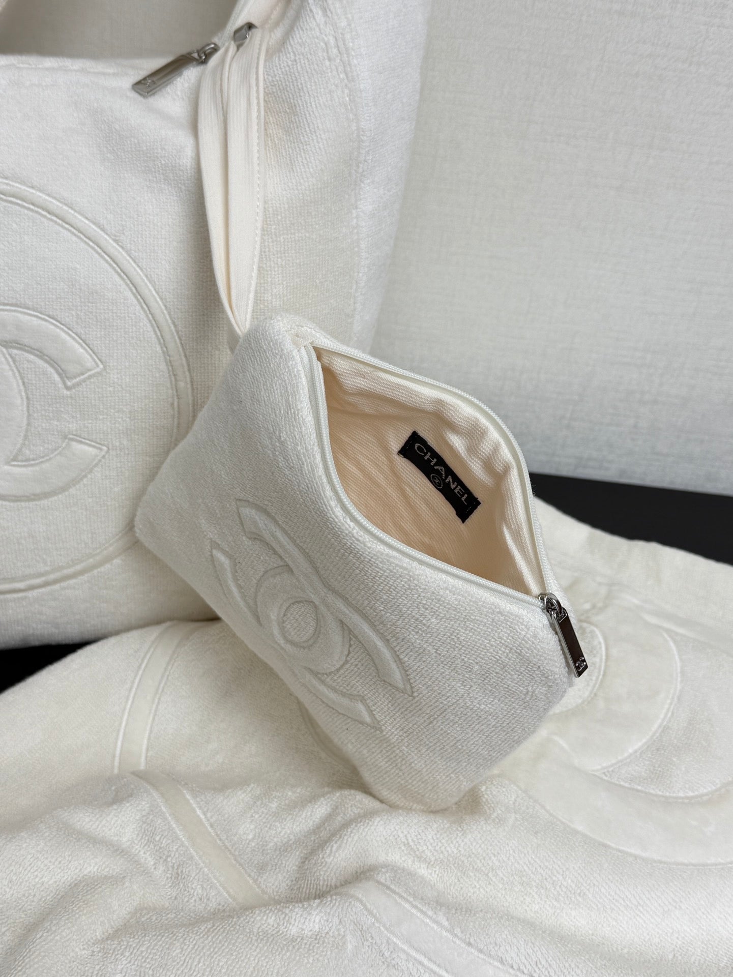 CHANEL- coco Beach bag  golden/sliver