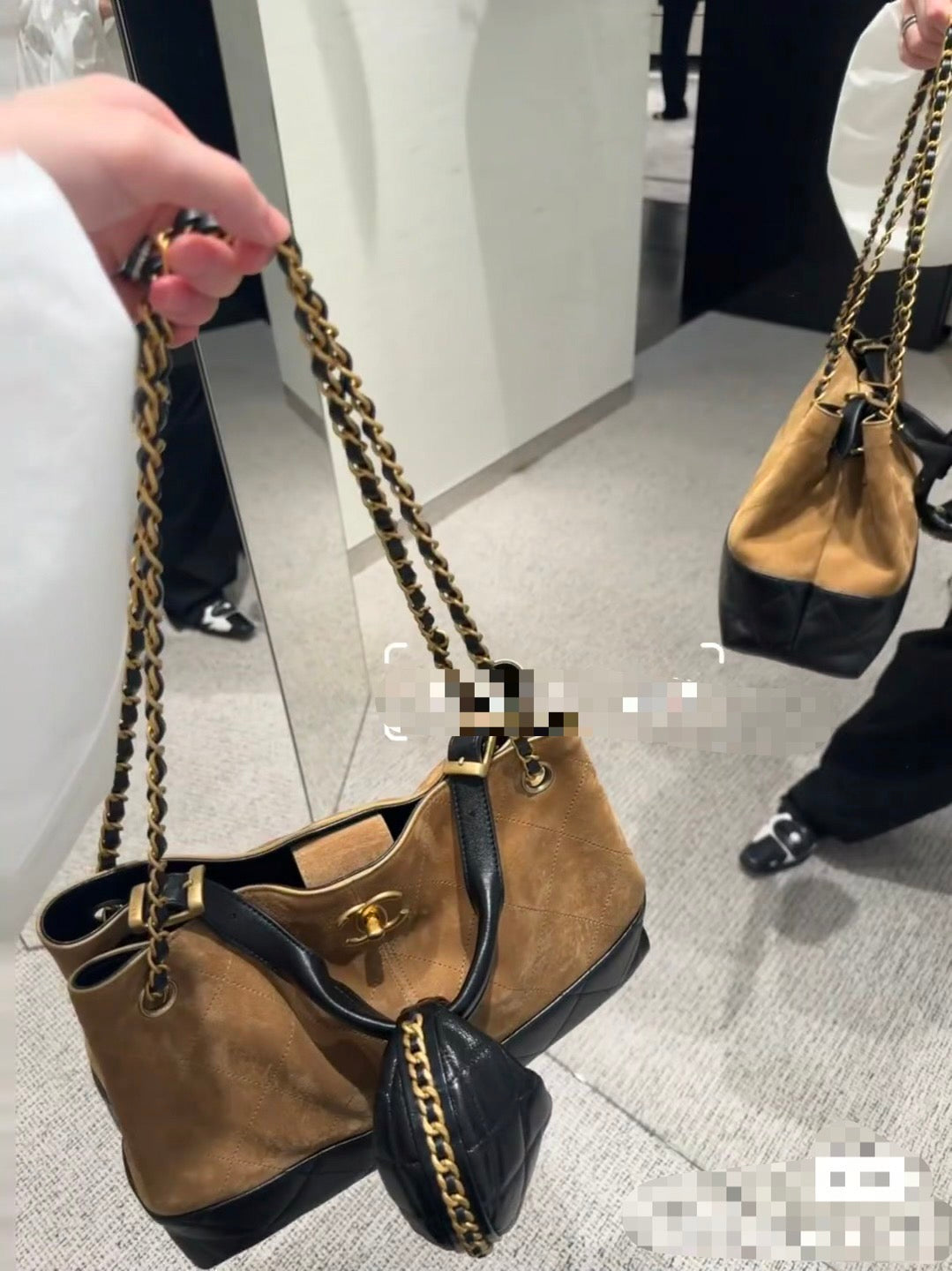 CHANEL- 25A Hobo  bag  golden/sliver