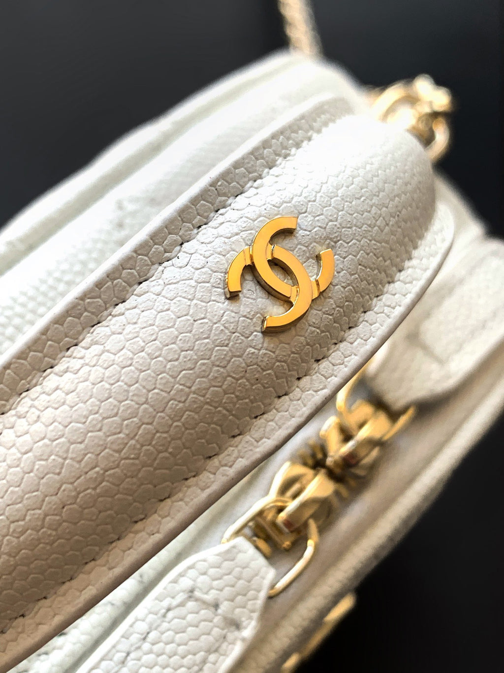 CHANEL-  23K bolide bag  golden/sliver